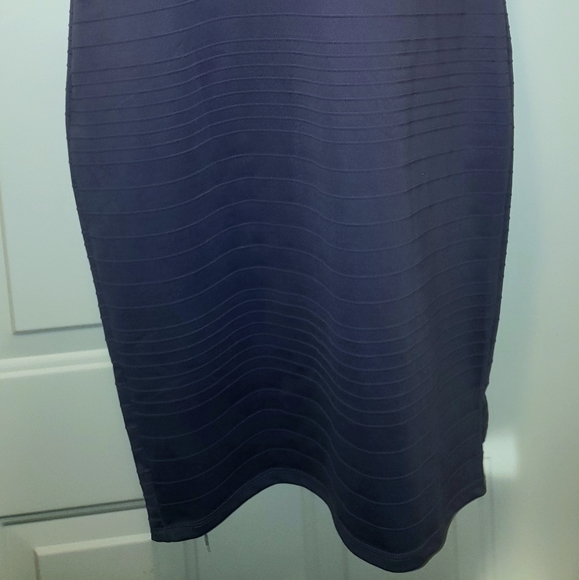 Plus Size Style Dress - Picture 7 of 8
